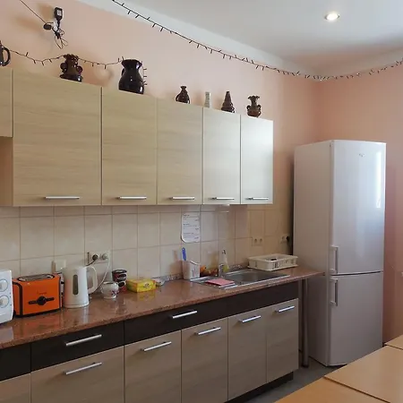 Gogol Park Hostal *