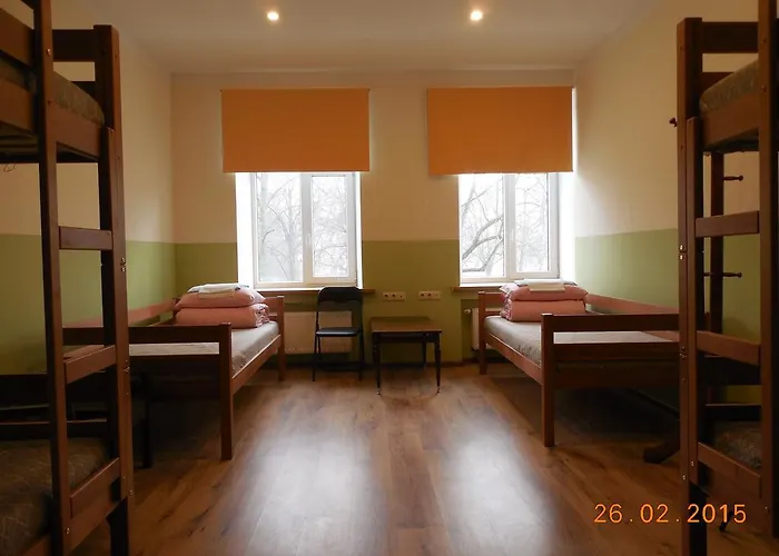 Gogol Park Hostel *