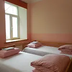 Hostal Gogol Park *